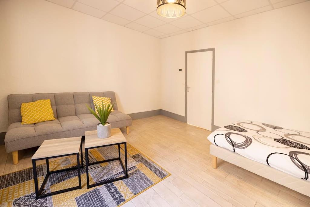 L'Urbain B - Tout Equipe - Centre-Ville Gare Montluçon المظهر الخارجي الصورة